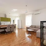 Apartment Karuzz