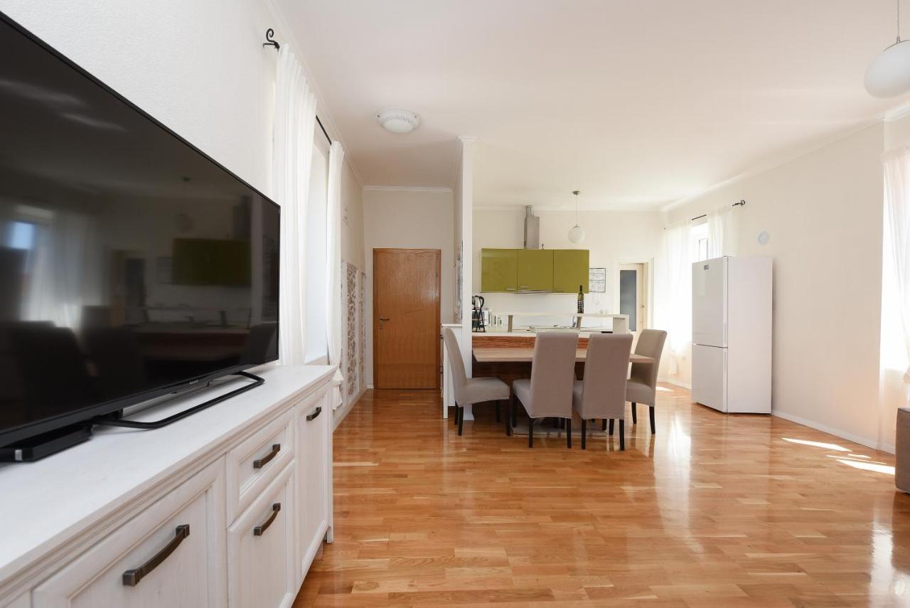 Karuzz Apartment Zadar