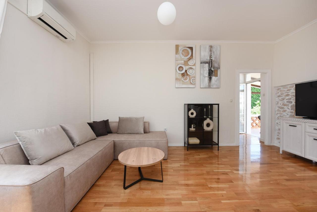 Apartment Karuzz *